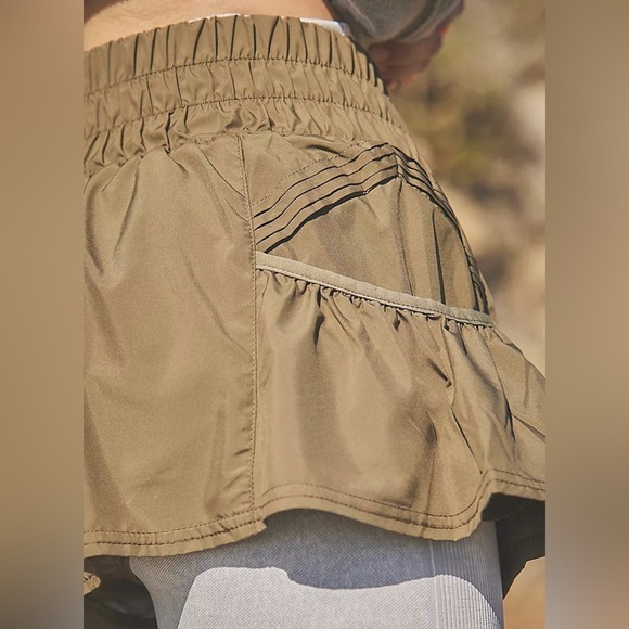 NEW FREE PEOPLE - Athletic Shorts with Built In Underwear in Dark Green Size S - Picture 3 of 6